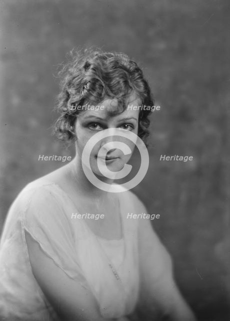 Mrs. Jacques Boyriven, portrait photograph, 1918 July 19. Creator: Arnold Genthe.