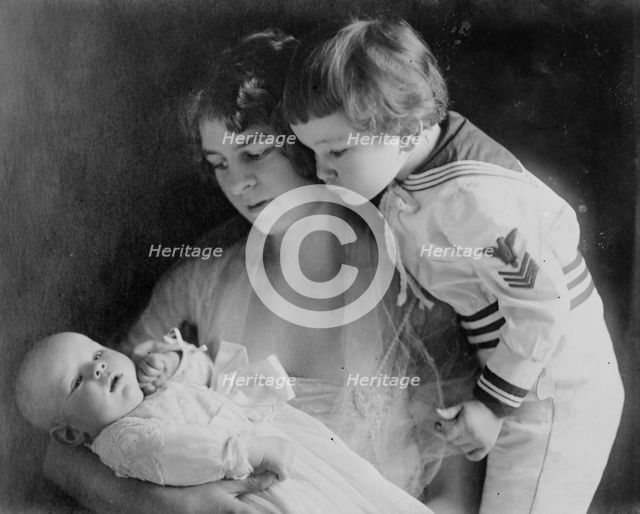Mrs. Jas. R. Deering, between c1910 and c1920. Creator: Bain News Service.