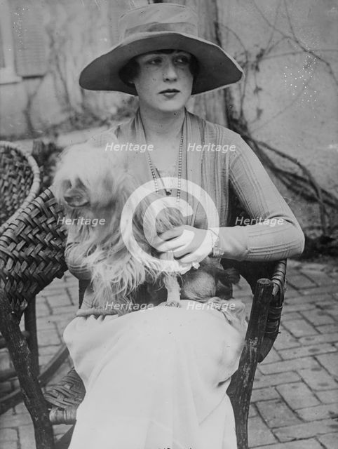 Mrs. Jay O'Brien, between c1915 and c1920. Creator: Bain News Service.