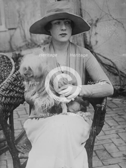 Mrs. Jay O'Brien, between c1915 and c1920. Creator: Bain News Service.