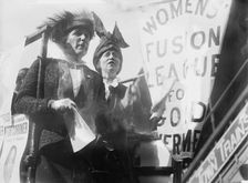 Mrs. J.B. Harriman [and] Mrs. C.D. Gibson, 1913. Creator: Bain News Service