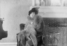 Mrs. J.L. DeSaulles, between c1910 and c1915. Creator: Bain News Service