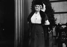 Mrs. J.S. Crosby, (1912?). Creator: Bain News Service