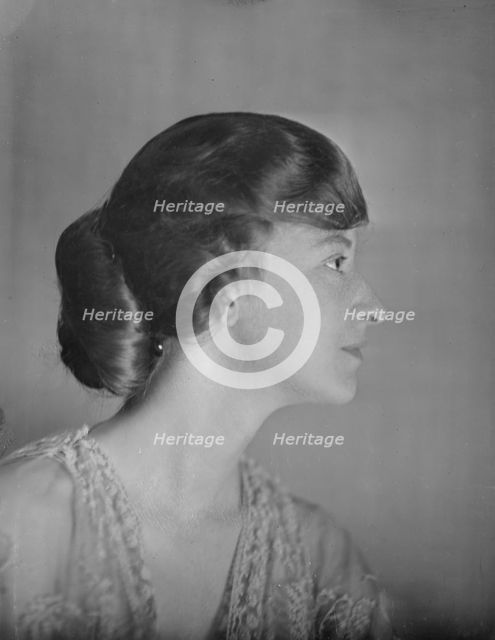 Mrs. L.R. Burch, portrait photograph, 1919 Feb. Creator: Arnold Genthe.