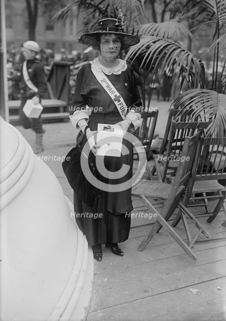 Mrs. Lounsbery Perry, 1918. Creator: Bain News Service.