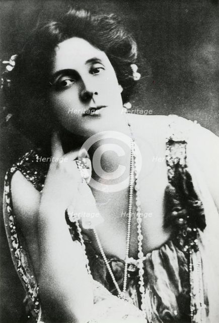 Mrs Patrick Campbell, British stage actress, late 19th or early 20th century. Creator: Unknown.