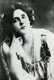 Mrs Patrick Campbell, British stage actress, late 19th or early 20th century. Creator: Unknown