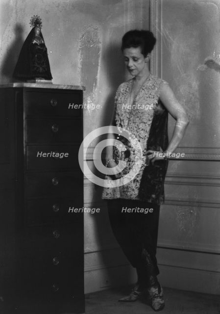 Mrs. Rita Lydig, portrait photograph, 1925 Jan. 29. Creator: Arnold Genthe.