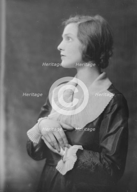 Mrs. Robbins Russell, portrait photograph, 1918 May 17. Creator: Arnold Genthe.