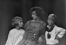 Mrs. Rousseau and children, portrait photograph, 1918 Nov. 14. Creator: Arnold Genthe