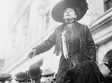 Mrs. S. Loebinger, New York, 1910. Creator: Bain News Service