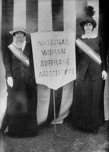Mrs. Stanley McCormick and Mrs. Chas. Parker, between c1910 and c1915. Creator: Bain News Service