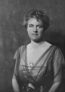 Mrs. Stillman, portrait photograph, 1918 May 26. Creator: Arnold Genthe