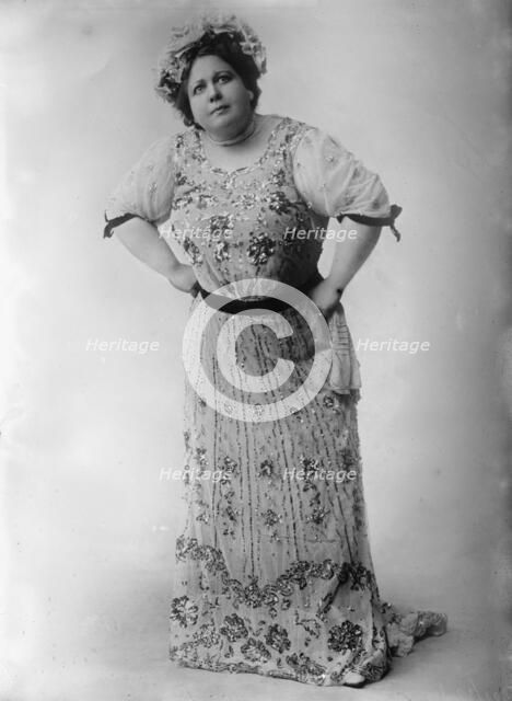 Mrs. Stuart Robson, 1910. Creator: Bain News Service.