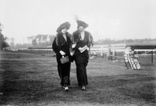 Mrs. Seligman, Mrs. M. Schiff, between c1910 and c1915. Creator: Bain News Service