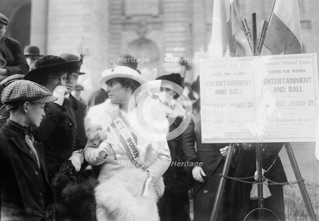 Mrs. Sidney Berg, 1914. Creator: Bain News Service.