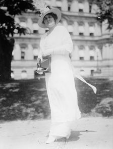 Mrs. T.T. Ansberry, 1914. Creator: Harris & Ewing