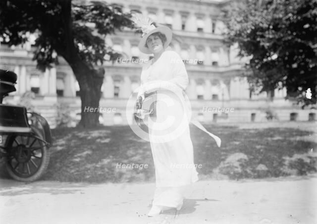 Mrs. T.T. Ansberry, 1914. Creator: Harris & Ewing.