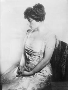 Mrs. Thos. Bloodgood Peck, between c1910 and c1915. Creator: Bain News Service