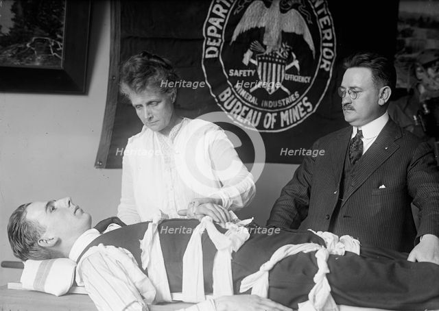 Mrs. Van H. Manning, U.S. Bureau of Mines, Left, Mine Rescue Methods, 1917. Creator: Harris & Ewing.