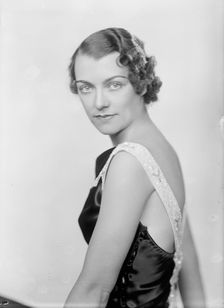 Mrs W.C. Bullock, Portrait, 1933. Creator: Harris & Ewing