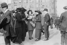 Mrs. Walter Chambers, 1914. Creator: Bain News Service