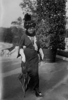 Mrs. Wing, between c1910 and c1915. Creator: Bain News Service