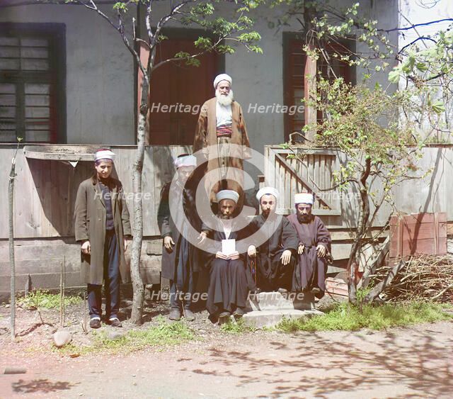 Mullahs in mosque, Aziziia [sic], Batum, between 1905 and 1915. Creator: Sergey Mikhaylovich Prokudin-Gorsky.