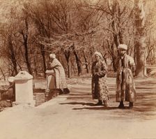 Mullahs in Shakh-i Zindeh, Samarkand, between 1905 and 1915. Creator: Sergey Mikhaylovich Prokudin-Gorsky