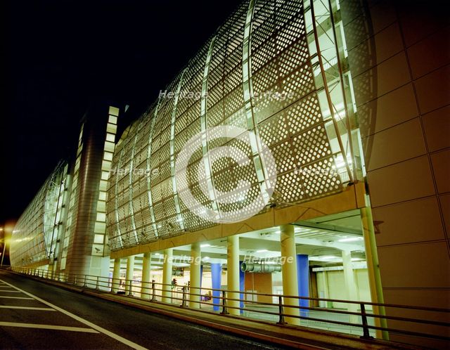 Multi-storey car park, Reading, Berkshire, 2000. Artist: P Williams