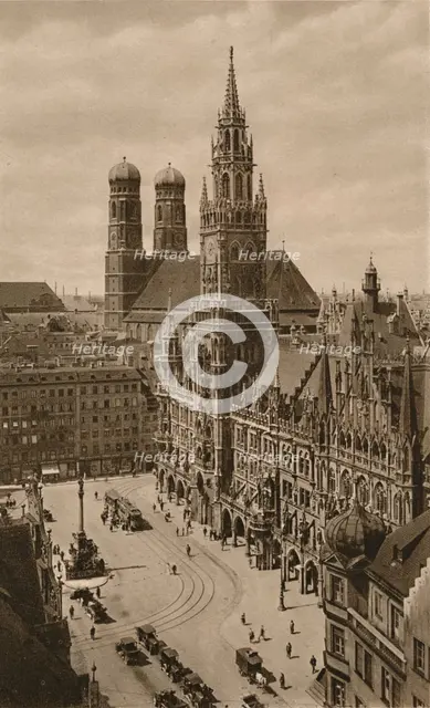 'Munchen. Marienplatz - Town - Hall - Frauen Church', 1931. Artist: Kurt Hielscher.