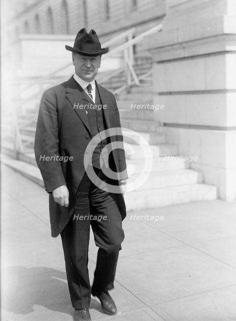Murdock, Victor. Rep. from Kansas, 1903-1915; Federal Trade Commissioner, 1917-1925, 1913. Creator: Harris & Ewing.