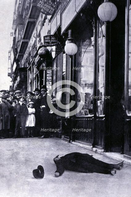 Murder of José Canalejas in Puerta del Sol on November 12, 1912, the body of President of Council…