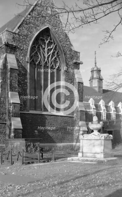 Museum of Garden History, Lambeth Palace Road, Lambeth, London, c1945-1980. Artist: Eric de Maré