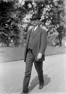 Myers, Henry Lee, Senator from Montana, 1911-1923, 1913. Creator: Harris & Ewing