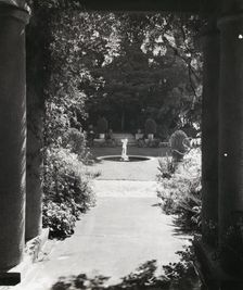 Myron Hunt house, 200 North Grand Avenue, Pasadena, California, 1917. Creator: Frances Benjamin Johnston