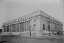 N.Y.'s new Post Office, between c1912 and c1915. Creator: Bain News Service