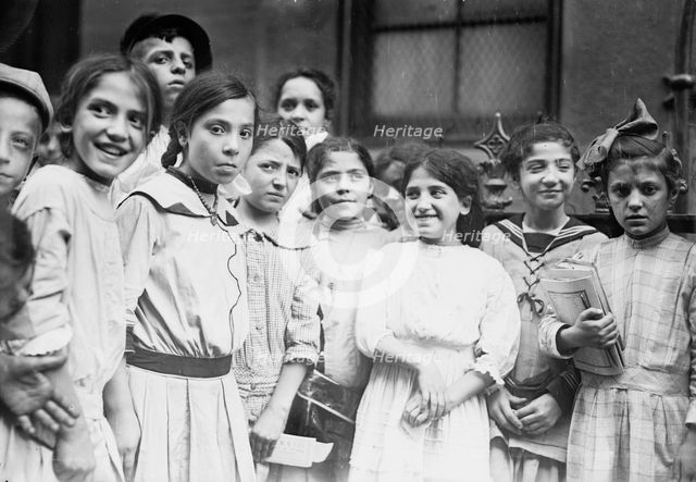 N.Y. school - Italians, between c1910 and c1915. Creator: Bain News Service.