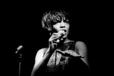 Nnenna Freelon, Ronnie Scott's, Soho, London, July 2000. Artist: Brian O'Connor