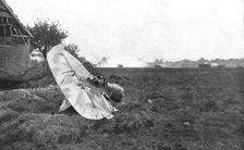 Notre Contre-Attaque du 11 juin 1918; au Nord-Ouest de Compiegne: nos chars d'assaut..., 1918. Creator: Unknown