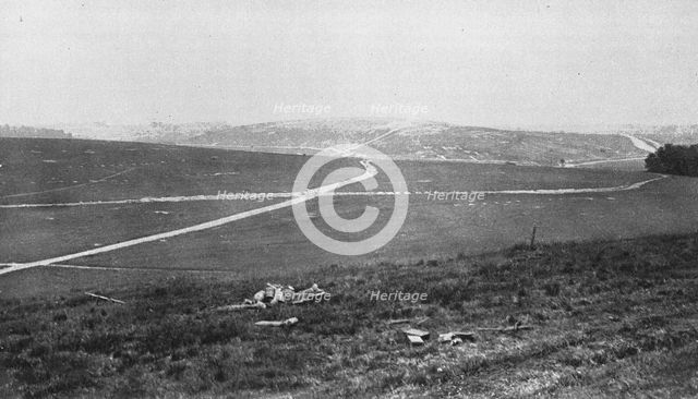 'Notre Contre-Attaque du 11 juin 1918; le plateau de Belloy repris par nos troupes, le 11 juin..., 1 Creator: Unknown.