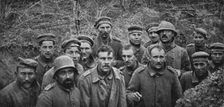 Notre attaque du 16 avril 1917; Prisonniers dans un boyau, au Godat, a l'Ouest de Reims..., 1917. Creator: Unknown