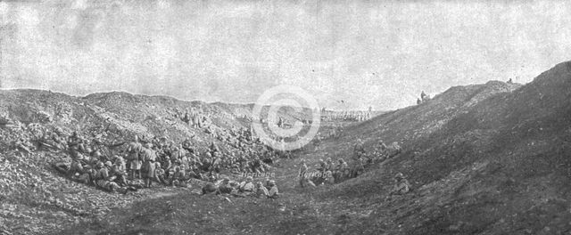 'Notre attaque du 24 octobre 1916; Le 25 au matin, un bataillon de reserve est en positiond'attente  Creator: Unknown.