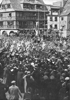 Notre entrée a Strasbourg; Un aspect de la ville le 22 novembre 1918 1918. Creator: Unknown