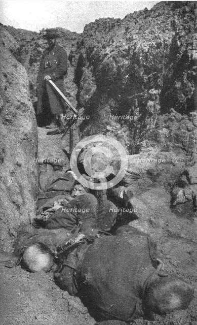 ''Notre offensive d'Artois; Entre Carency et la Targette', 1915. Creator: Unknown.
