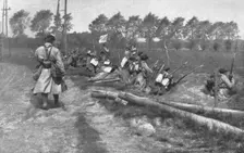 'Notre offensive d'Artois; une section d'alpins arrive sur la route de Bethune 1915. Creator: Unknown