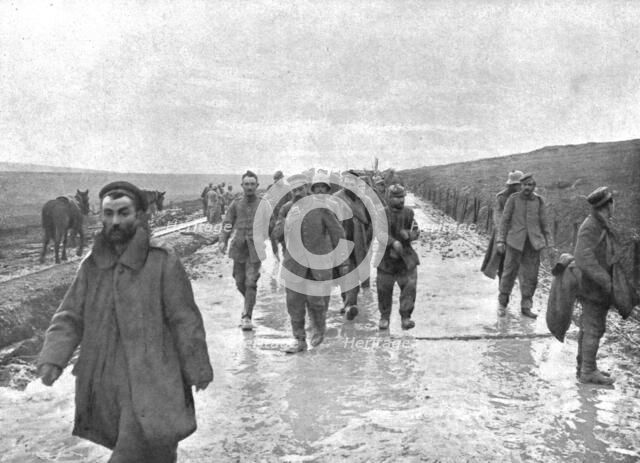 'Notre offensive du 15 decembre 1916; Le 15 decembre, a trois heures du soir: un convoi de 300 allem Creator: Unknown.