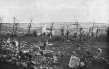 'Notre offensive d'Artois; le cemetiere d'Ablain 1915. Creator: Unknown