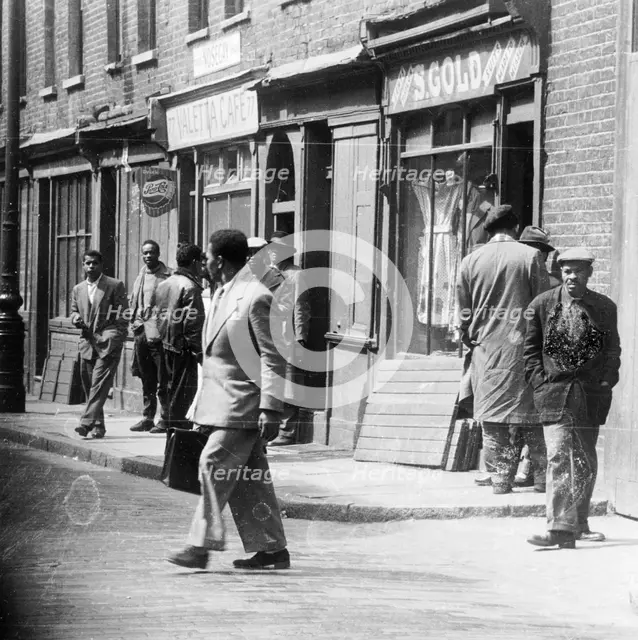 Notting Hill, London, 1940s. Creator: Henry Grant.