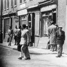 Notting Hill, London, 1940s. Creator: Henry Grant